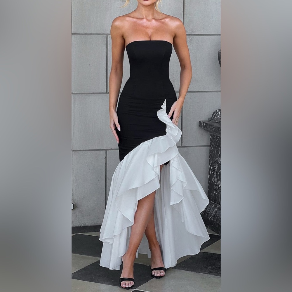Babyboo: ANGELINA MAXI DRESS - Chic Strapless Black and White Ruffle Dress